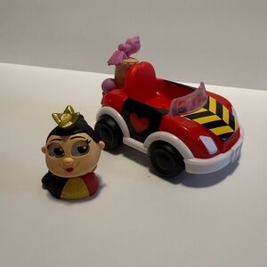 Disney Doorables Let’s Go Series 2 Vehicle Queen of Hearts Rare